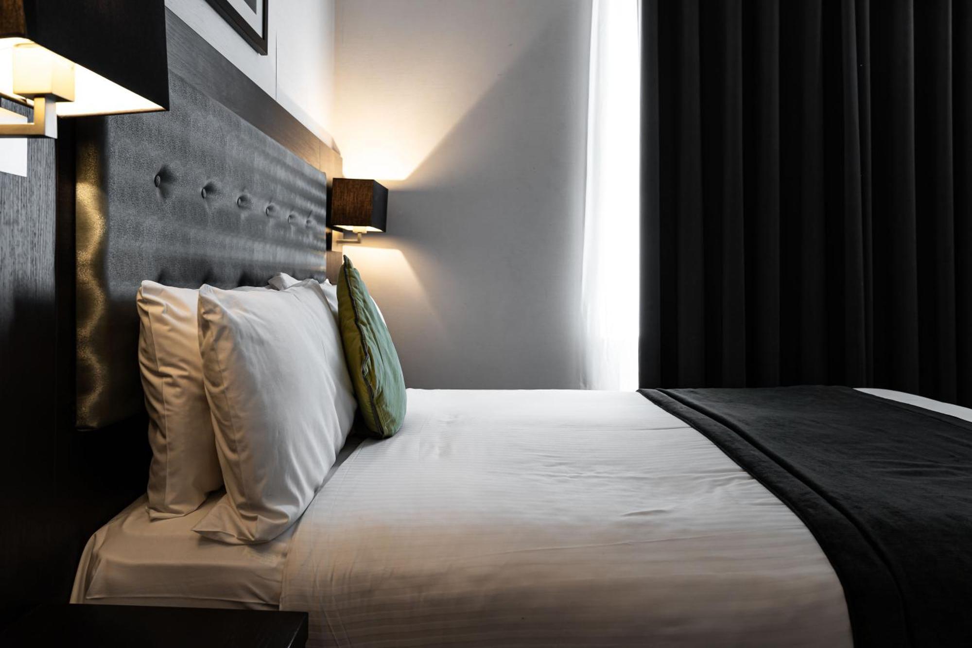 Отель The W14 Kensington Лондон Экстерьер фото