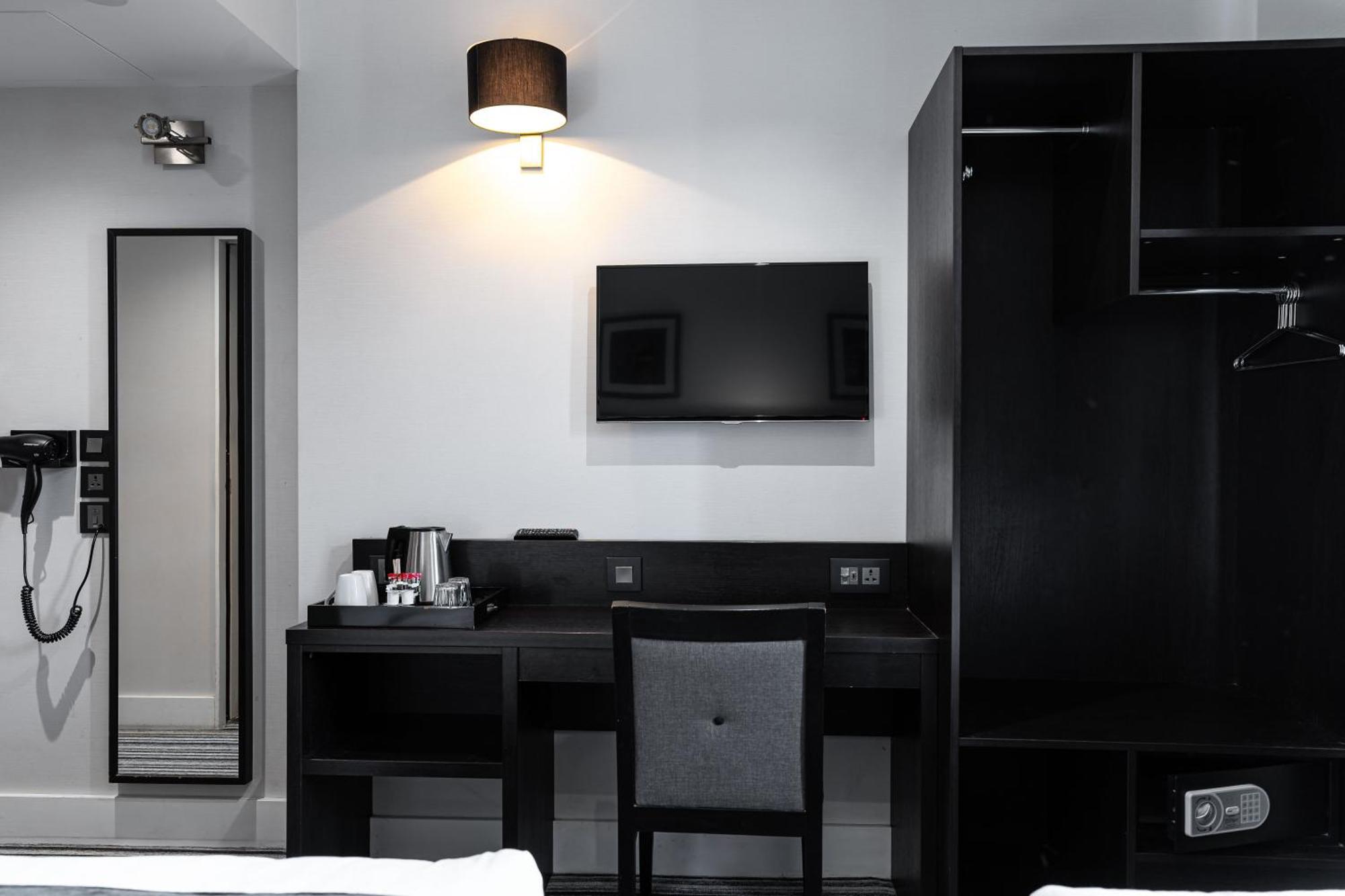 Отель The W14 Kensington Лондон Экстерьер фото
