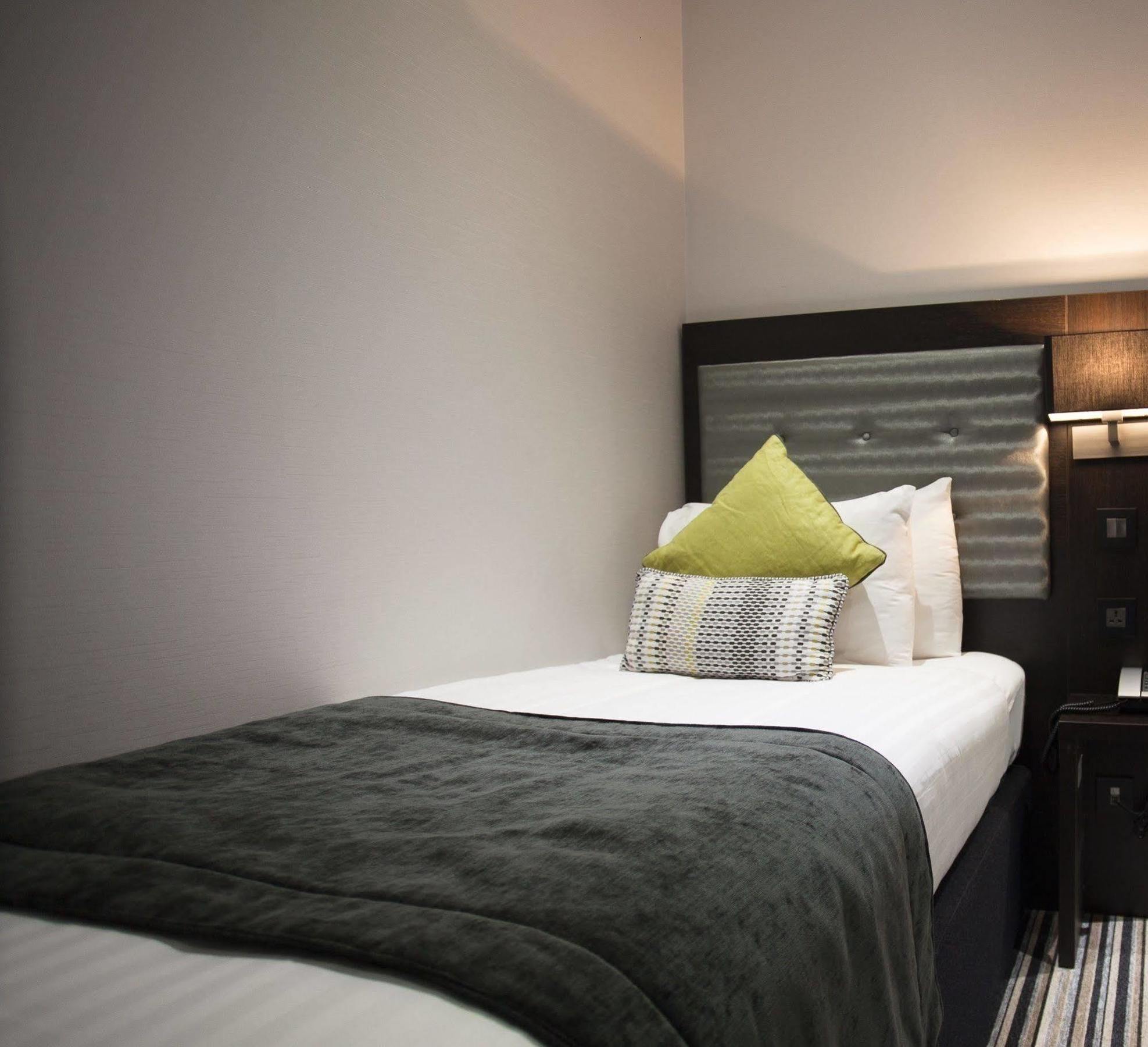 Отель The W14 Kensington Лондон Экстерьер фото